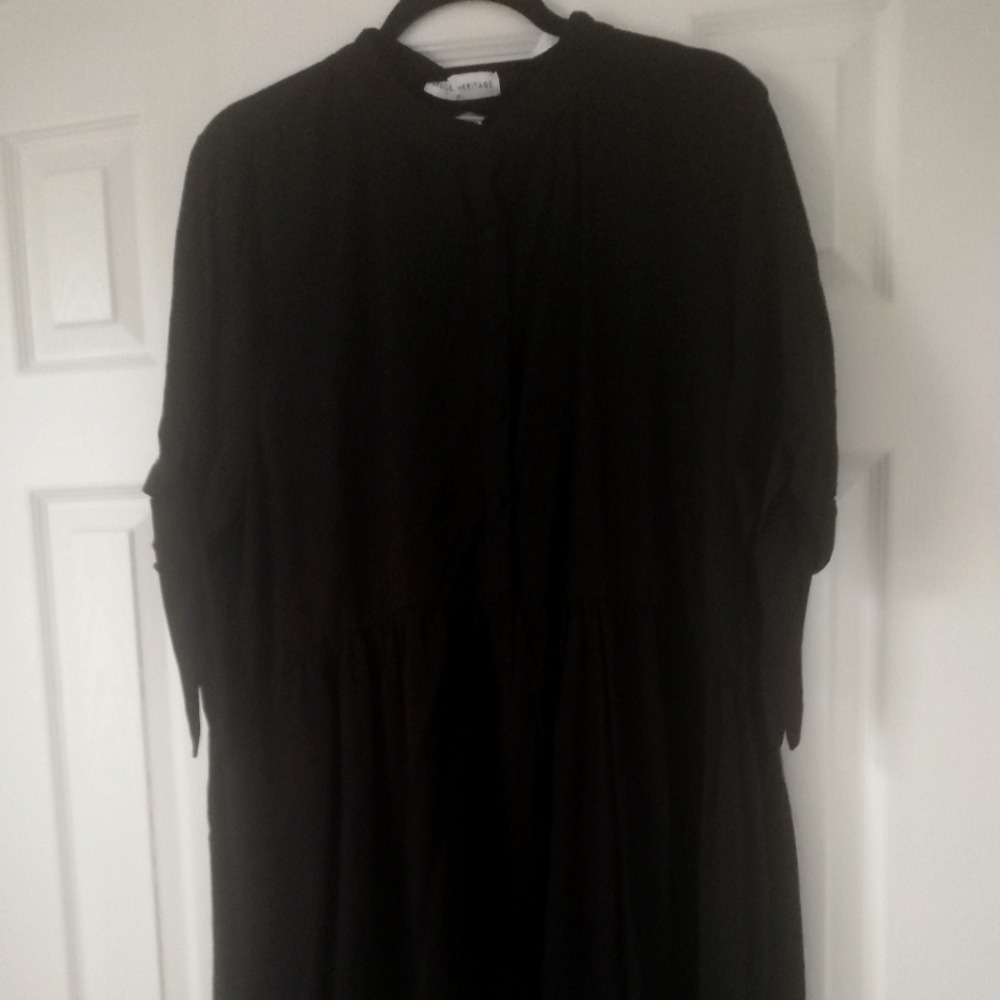 Black Legoe. Heritage portobello maternity dress